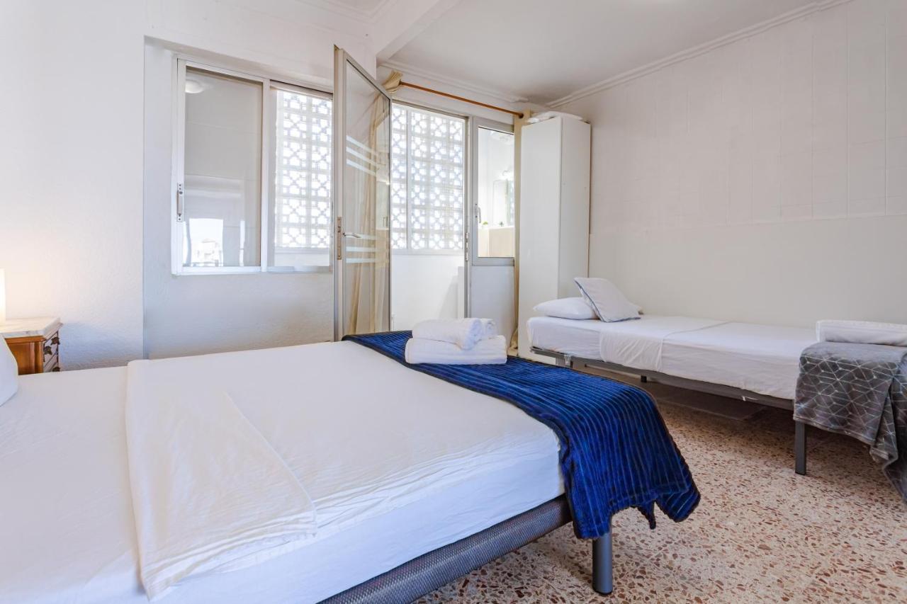Town Center Apartment El Perello  Bagian luar foto