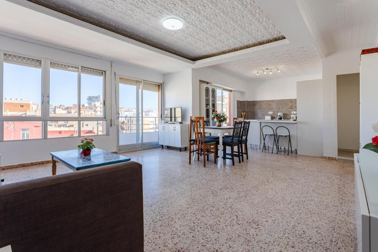 Town Center Apartment El Perello  Bagian luar foto