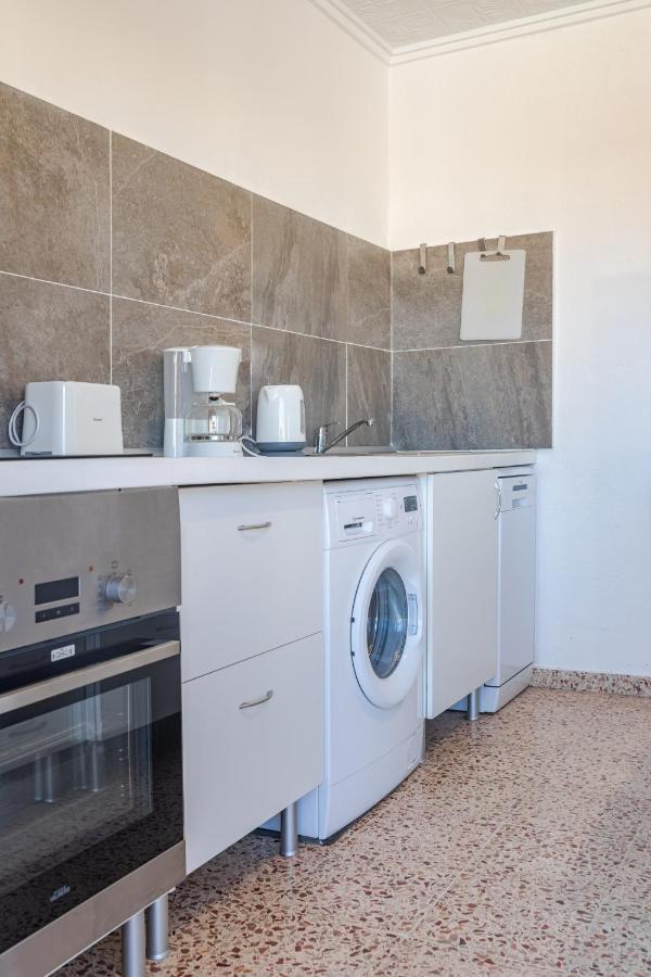 Town Center Apartment El Perello  Bagian luar foto